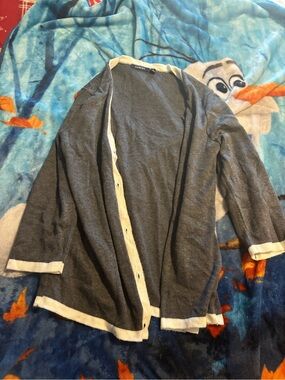 Elementz Gray Sweater with White Collar Trim